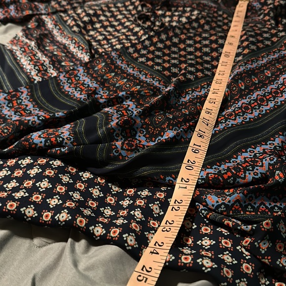 DEREK LAM 10 CROSBY 100% SILK FAUX WRAP TOP BLOUSE FLORAL BOHO SIZE 0 - Picture 10 of 10